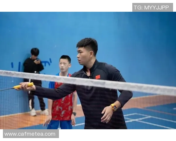 成都羽毛球队荣登全国配合排行榜第三名展现出色团队实力与默契配合