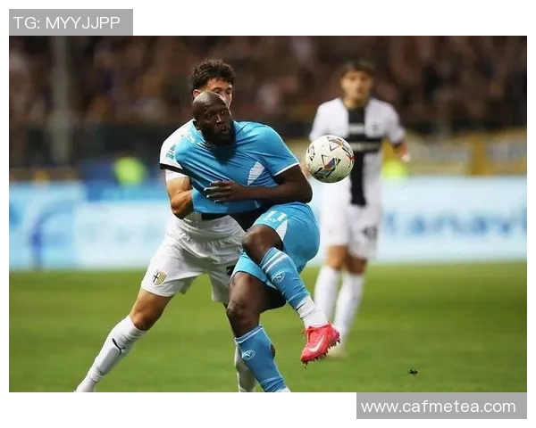 卢卡库的崛起与挑战：从天才前锋到国际舞台的领军人物