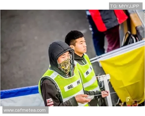 南安联对阵卢顿精彩直播全程回顾与赛后分析