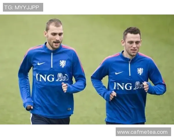 德国与荷兰足球魔方对决解析精彩瞬间与战术博弈