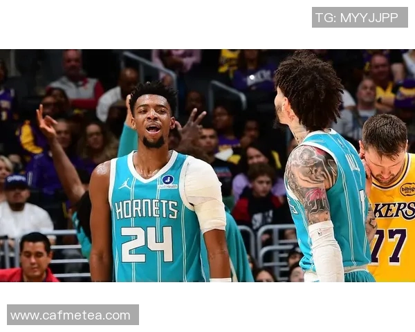 湖人对阵黄蜂精彩回放全场比赛亮点与精彩瞬间解析 湖人对阵黄蜂精彩回放全场比赛亮点与精彩瞬间解析