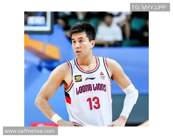 郭艾伦的篮球之路：从青涩少年到国家队核心的成长历程与奋斗故事