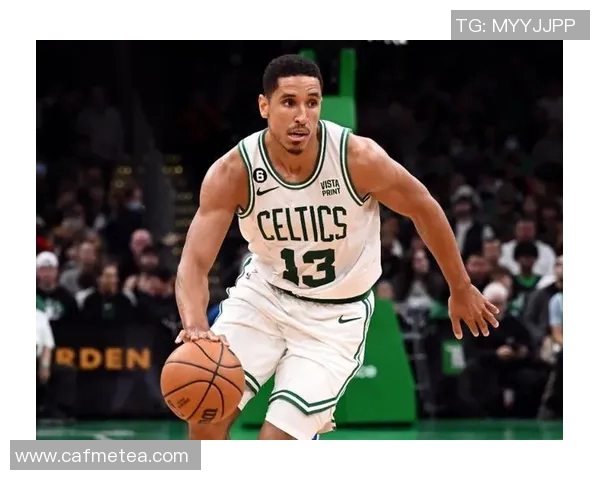 马尔科姆布罗格登的篮球之路与个人成长故事探索 马尔科姆布罗格登的篮球之路与个人成长故事探索