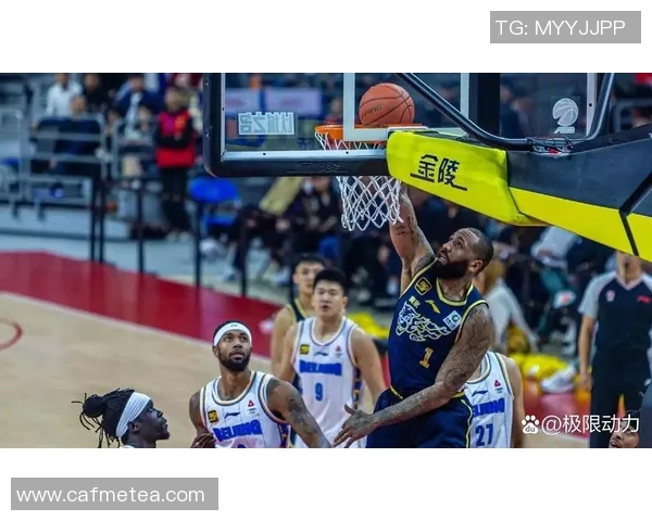 CBA精彩对决广东队迎战南京队直播全程回顾与分析 CBA精彩对决广东队迎战南京队直播全程回顾与分析