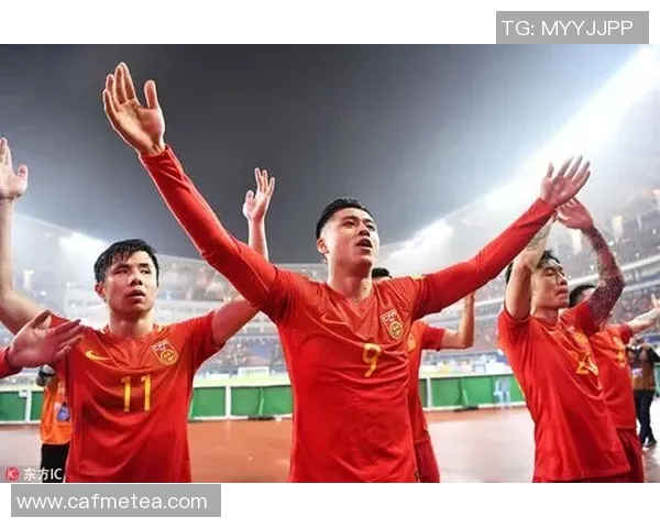 国足与韩国激战正酣精彩瞬间回顾与分析图片集锦
